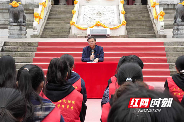 微信图片_20251112164142_276_425.jpg