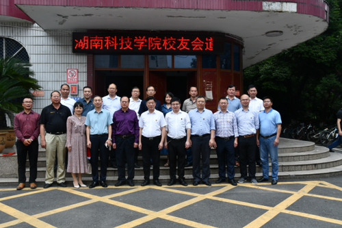 图片1 图片1